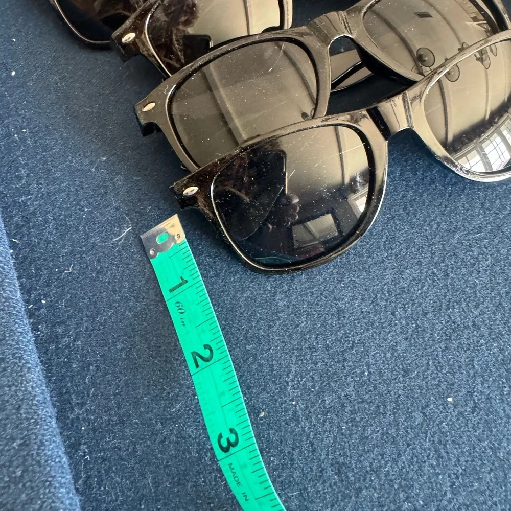 16 pairs😎Classic Black Sunglasses for Men, or kids! 9 pairs unopened,7 used once